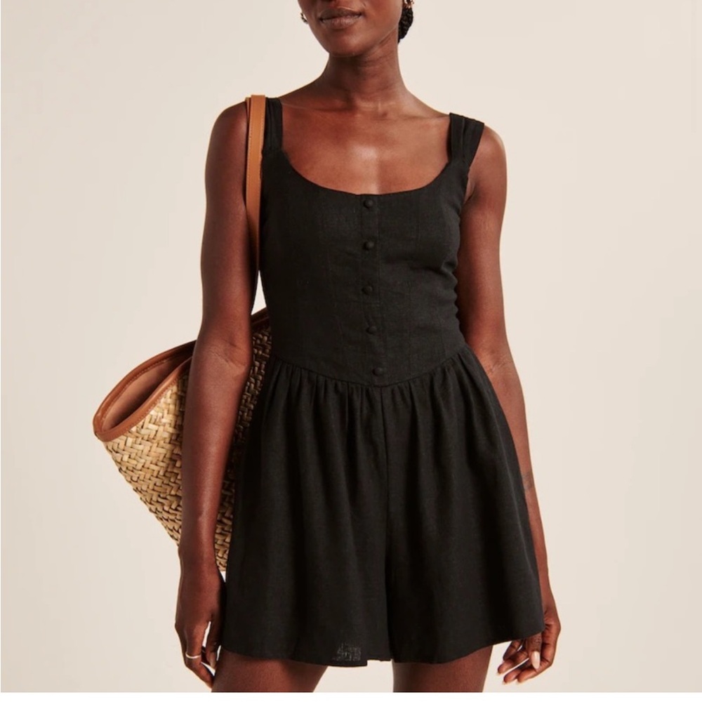 Abercrombie Black Sleeveless Button-Front Romper